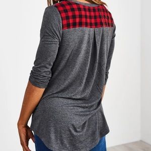 Latched Mama 3/4 Sleeve Scoop Neck Nursing Top